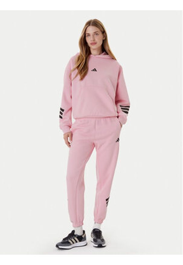 Adidas - adidas Bluza Future Icons 3-Stripes JE0183 Różowy Loose Fit. Kolor: różowy. Materiał: bawełna, syntetyk