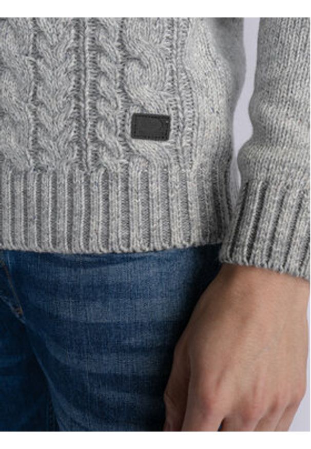 Petrol Industries Sweter M-3030-KWC211 Szary Regular Fit. Kolor: szary. Materiał: syntetyk