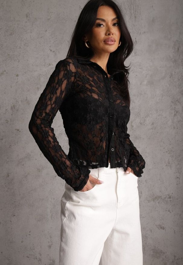 Renee - Czarna Koszula z Kwiatowej Koronki Nevieras. Kolor: czarny. Materiał: koronka. Wzór: kwiaty, koronka. Styl: elegancki, klasyczny