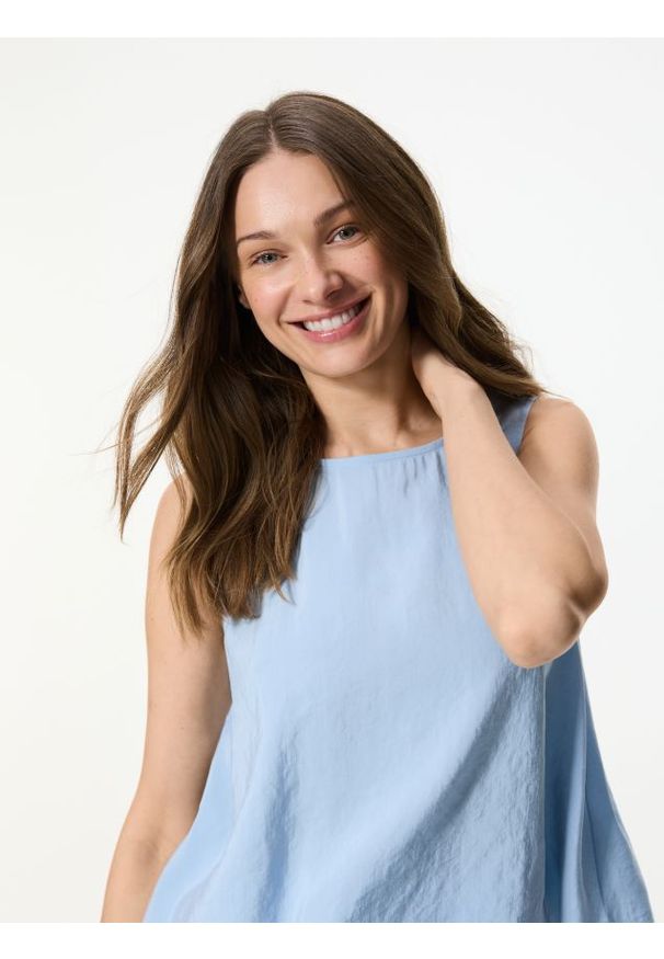 Reserved - Bluzka z modalem - jasnoniebieski. Kolor: niebieski. Materiał: tkanina