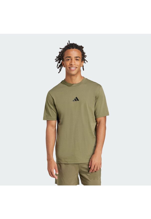 Adidas - Koszulka Essentials Small Logo Single Jersey. Kolor: czarny, wielokolorowy, beżowy. Materiał: jersey. Sport: fitness