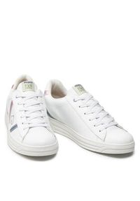 Primigi Sneakersy 1875400 D Biały. Kolor: biały. Materiał: skóra