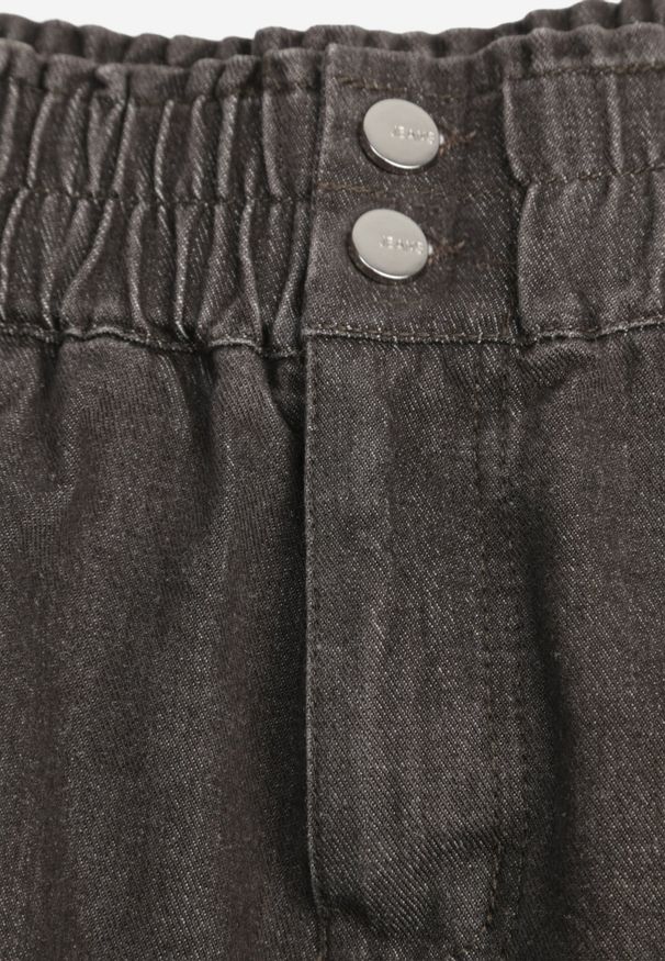 Renee - Brązowe Jeansowe Szorty Casual z Bawełny Luźne z Gumką w Pasie Illiara. Okazja: na co dzień. Kolekcja: plus size. Kolor: brązowy. Materiał: bawełna, jeans. Długość: krótkie. Styl: casual