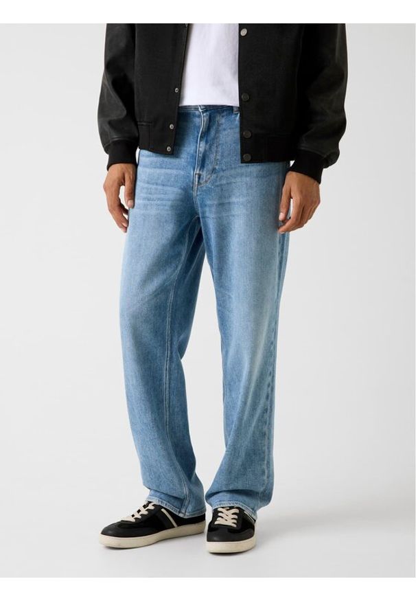 Guess Jeansy 180471 Niebieski Regular Fit. Kolor: niebieski