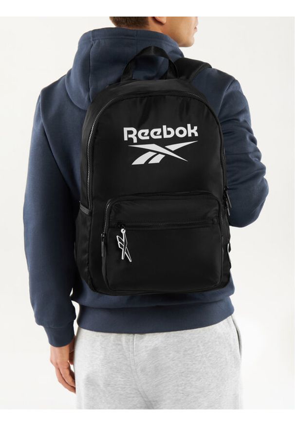 Reebok Plecak C-RBK-044-CCC-05 Czarny. Kolor: czarny. Materiał: poliester