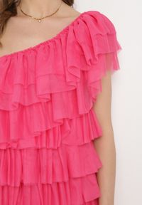 Born2be - Fuksjowa Sukienka Mini na Jedno Ramię Asymetryczna z Falbankami Nomenta. Typ kołnierza: kołnierz z falbankami. Kolor: różowy. Typ sukienki: asymetryczne. Długość: mini #6