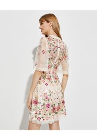 NEEDLE & THREAD - Beżowa sukienka z cekinami Trellis Rose. Okazja: na imprezę. Kolor: beżowy. Materiał: koronka. Wzór: aplikacja, kwiaty. Długość: mini #2