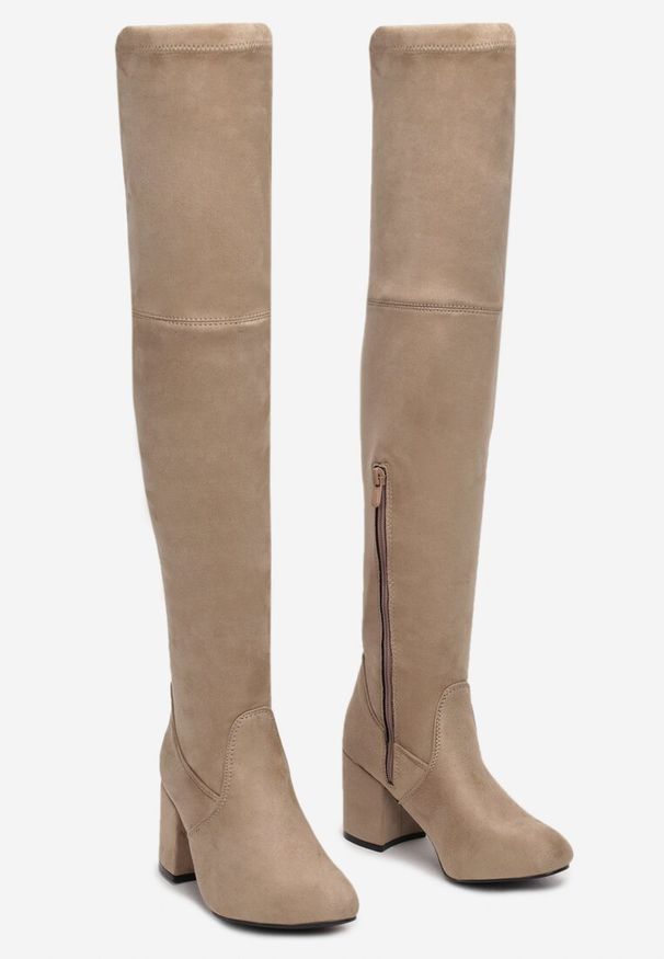 Born2be - Beżowe Kozaki Plumpton. Okazja: na co dzień. Zapięcie: zamek. Kolor: beżowy. Szerokość cholewki: normalna. Wzór: aplikacja. Materiał: jeans. Obcas: na obcasie. Styl: casual, elegancki. Wysokość obcasa: średni