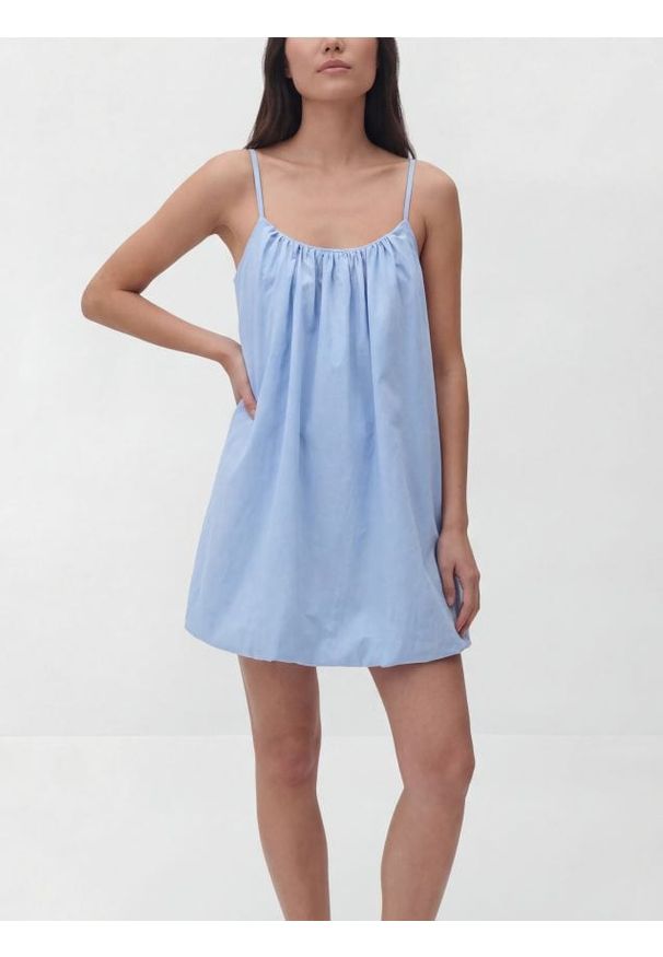 Reserved - Sukienka bombka - jasnoniebieski. Kolor: niebieski. Materiał: dzianina. Typ sukienki: bombki