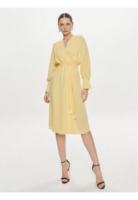 Rinascimento Sukienka koktajlowa CFC0117654003 Żółty Regular Fit. Kolor: żółty. Materiał: syntetyk. Styl: wizytowy #1