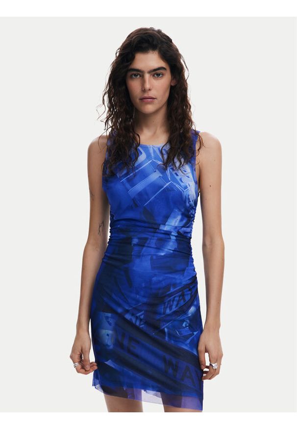 Desigual Sukienka codzienna Bratislava 25SWVK47 Niebieski Slim Fit. Okazja: na co dzień. Kolor: niebieski. Materiał: syntetyk. Typ sukienki: proste. Styl: casual