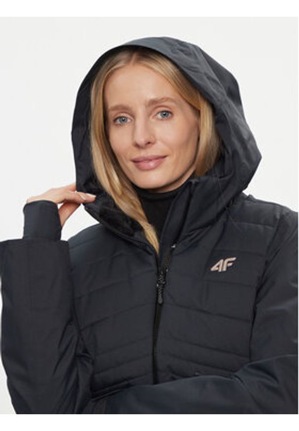 4f - 4F Kurtka narciarska 4FAW23TTJAF339 Czarny Slim Fit. Kolor: czarny. Materiał: syntetyk. Sport: narciarstwo