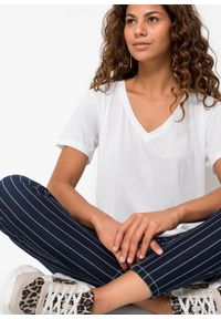 bonprix - T-shirt z dekoltem w serek. Typ kołnierza: dekolt w serek. Kolor: biały. Długość rękawa: krótki rękaw. Długość: krótkie, długie #3