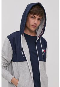 Tommy Jeans - Bluza. Okazja: na co dzień. Typ kołnierza: kaptur. Materiał: bawełna, dzianina. Wzór: aplikacja. Styl: casual #1