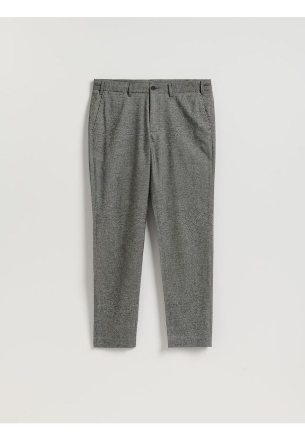 Reserved - Spodnie chino slim fit - ciemnoszary. Kolor: szary. Materiał: tkanina, bawełna