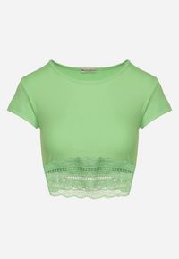Born2be - Zielony T-shirt Top z Krótkim Rękawem z Dołem Ozdobionym Koronką Vavilla. Okazja: na co dzień. Kolor: zielony. Materiał: koronka. Długość rękawa: krótki rękaw. Długość: krótkie. Wzór: aplikacja, koronka. Styl: casual, elegancki #6