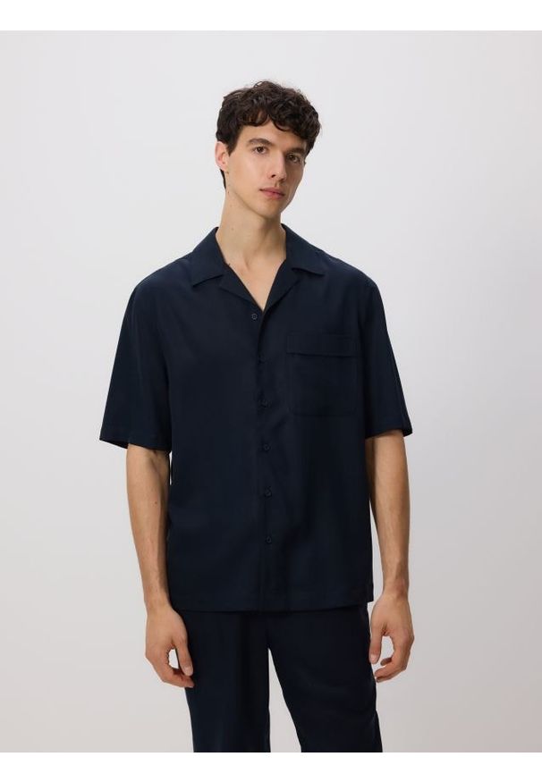 Reserved - Koszula comfort fit z lyocellu - granatowy. Kolor: niebieski