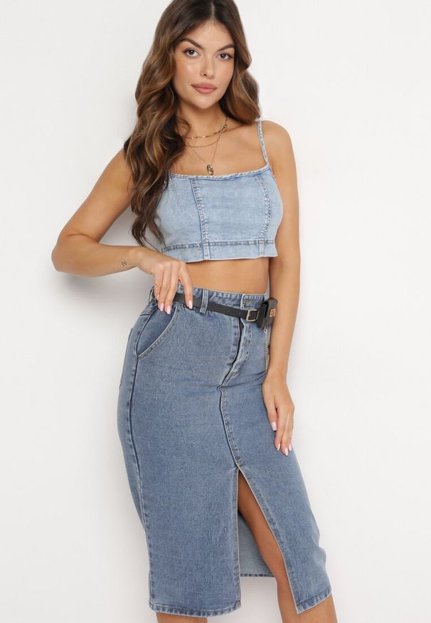 Born2be - Niebieska Spódnica Jeansowa o Ołówkowym Fasonie z Paskiem w Komplecie Sillae. Kolor: niebieski. Materiał: jeans