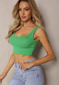 Renee - Zielony Tank Top z Elastycznej Bawełny z Głębokim Dekoltem Omaliana. Okazja: na co dzień. Kolor: zielony. Materiał: bawełna. Styl: casual
