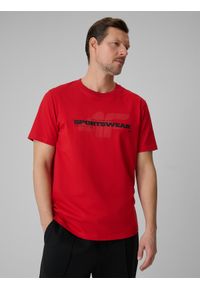 4f - 4F T-shirt regular z nadrukiem męski - czerwony S. Okazja: na co dzień. Kolor: czerwony. Materiał: bawełna, materiał. Wzór: nadruk. Styl: casual #1