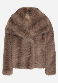 Born2be - Jasnobrązowa Futrzana Kurtka z Cieniowanym Wzorem Monizavia. Okazja: na co dzień. Kolor: brązowy. Materiał: futro. Styl: casual, klasyczny #7