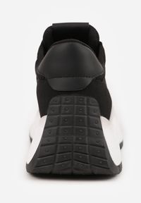 Renee - Czarne Sznurowane Sneakersy Vices na Platformie z Ozdobnymi Paskami Seliniel. Nosek buta: okrągły. Zapięcie: pasek. Kolor: czarny. Materiał: jeans. Wzór: paski. Obcas: na platformie #2