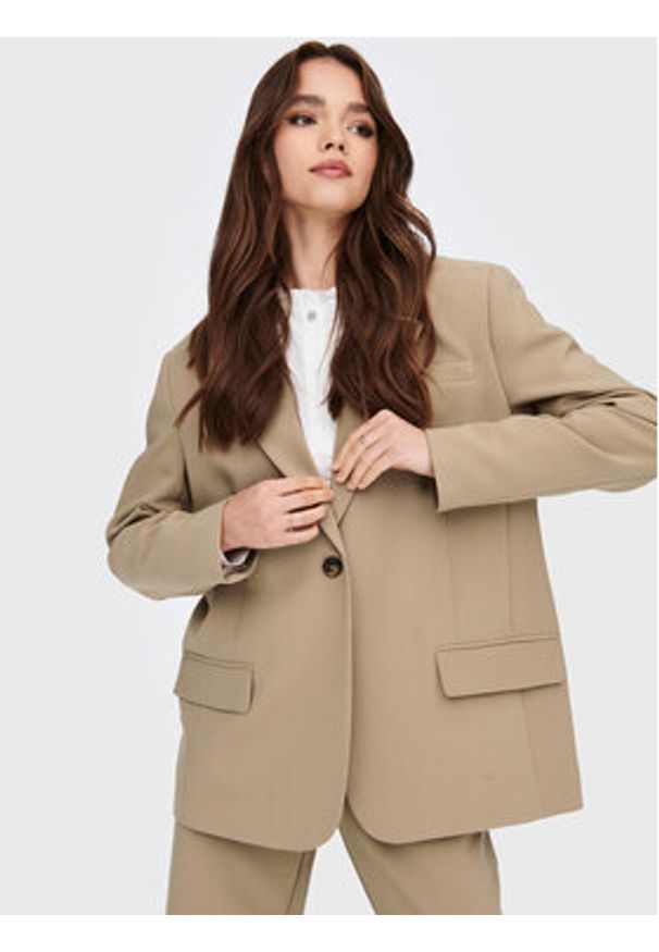 only - ONLY Marynarka Milian 15264609 Beżowy Regular Fit. Kolor: beżowy. Materiał: syntetyk