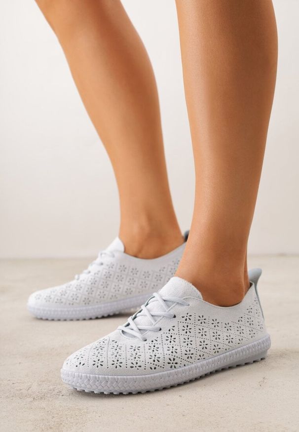 Renee - Niebieskie Ażurowe Tenisówki w Stylu Boho Tidira. Okazja: na co dzień. Kolor: niebieski. Wzór: ażurowy. Sezon: wiosna. Styl: boho