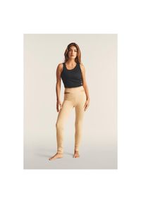 FREDDY - Damskie legginsy Freddy Evolution Now. Kolor: beżowy, wielokolorowy, biały. Sport: joga i pilates #1