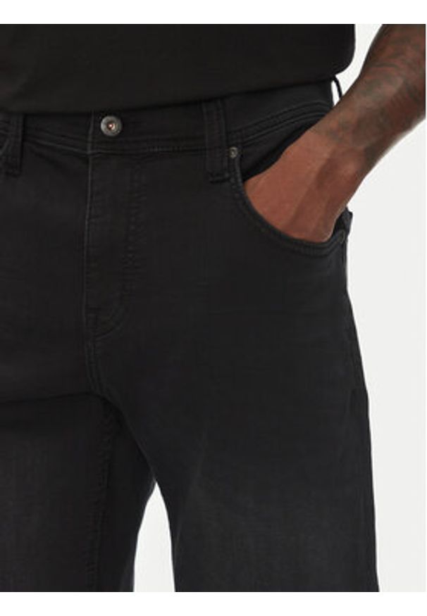 Mustang Szorty jeansowe Chicago Z 1016347 Czarny Slim Fit. Kolor: czarny. Materiał: bawełna