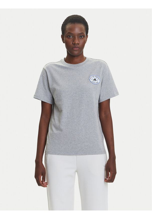 Adidas - adidas T-Shirt Farmers Market Graphic KB2486 Szary Regular Fit. Kolor: szary. Materiał: bawełna