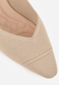 Renee - Ciemnobeżowe Czółenka VICES Soft Fit Slingback na Lakierowanym Słupku z Elastyczną Cholewką Comfort Coromenis. Zapięcie: sprzączka. Kolor: beżowy. Materiał: lakier. Szerokość cholewki: normalna. Obcas: na słupku. Styl: elegancki #4