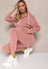 Renee - Różowy Komplet Dresowy z Bawełny Bluza z Kapturem i Spodnie Slim Inerisa. Kolor: różowy. Materiał: bawełna, dresówka. Wzór: aplikacja