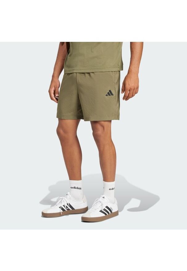 Adidas - adidas Szorty sportowe Essentials Small Logo Chelsea JF1113 Zielony Regular Fit. Kolor: zielony. Materiał: syntetyk. Styl: sportowy