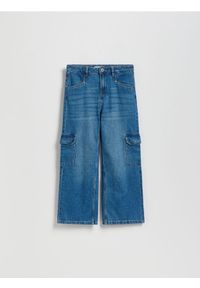 Reserved - Jeansy wide leg z kieszeniami cargo - niebieski. Kolor: niebieski