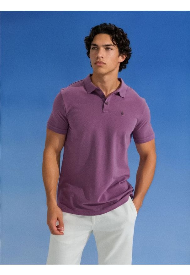 Sinsay - Bawełniana koszulka polo - fioletowy. Typ kołnierza: polo. Kolor: fioletowy. Materiał: bawełna