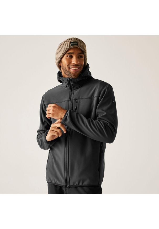 Regatta - Kurtka męska softshell przeciwdeszczowy Ossek. Kolor: brązowy, szary, wielokolorowy. Materiał: softshell. Sport: turystyka piesza