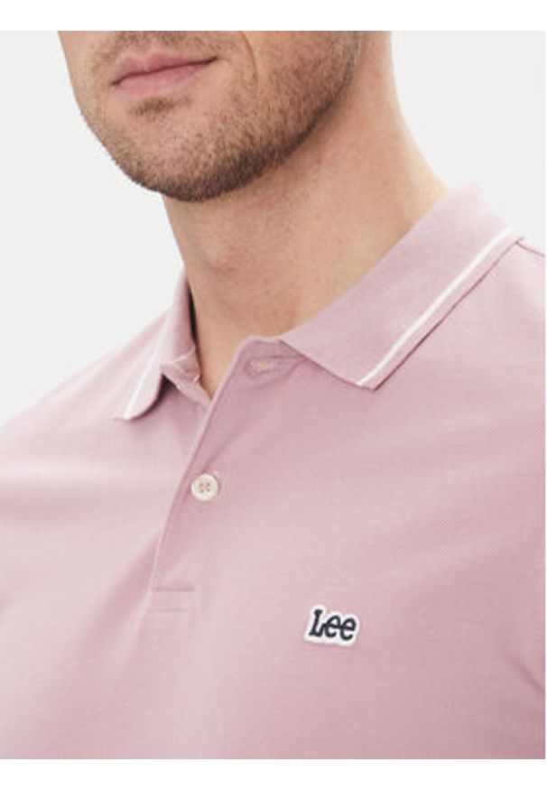 Lee Polo Pique 112363856 Fioletowy Regular Fit. Typ kołnierza: polo. Kolor: fioletowy. Materiał: bawełna