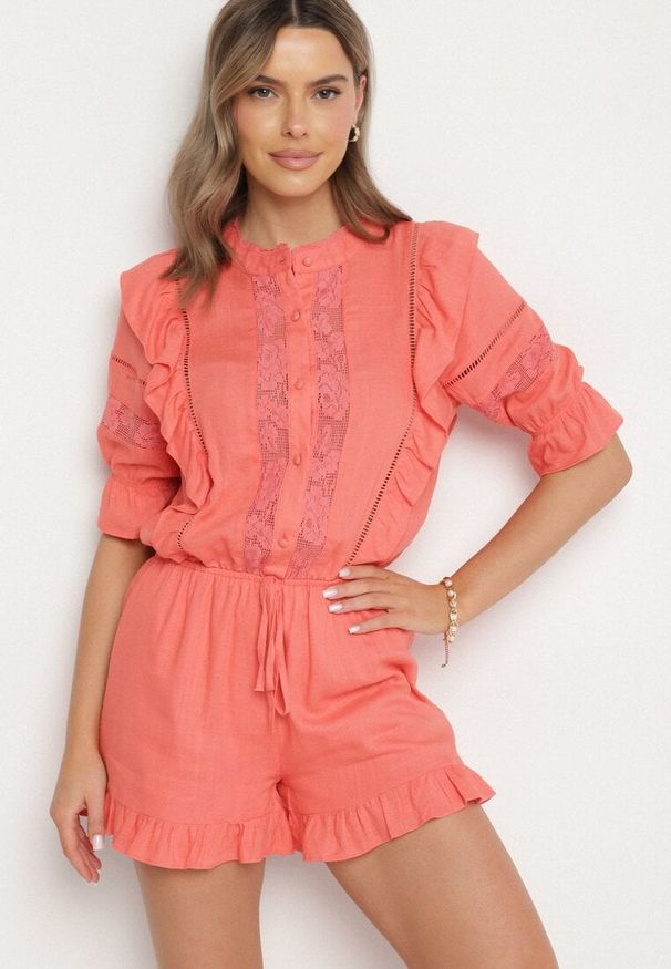 Born2be - Pomarańczowy Kombinezon z Lnu i Wiskozy w Stylu Boho z Falbankami i Koronką Linalisse. Okazja: na co dzień. Kolor: pomarańczowy. Materiał: wiskoza, len, koronka. Wzór: koronka. Styl: boho