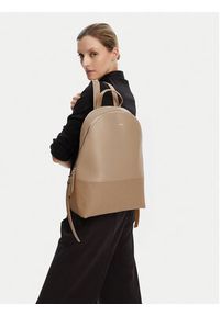 Calvin Klein Plecak Ck Mixmedia Backpack_Mono K60K613184 Beżowy. Kolor: beżowy. Materiał: skóra #5