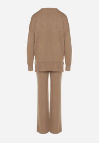 Born2be - Ciemnobeżowy Komplet Dzianinowy z Bawełną i Wełną Spodnie i Warkoczowy Sweter Errela. Kolor: beżowy. Materiał: dzianina, wełna, bawełna #7
