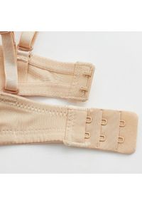 Intica - Biustonosz balkonetka gładki niewidoczny pod ubraniem Cymbre. Kolor: biały. Materiał: skóra. Wzór: gładki #2