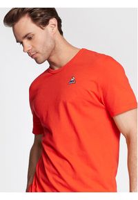 Le Coq Sportif T-Shirt 2220558 Czerwony Regular Fit. Kolor: czerwony. Materiał: bawełna #2