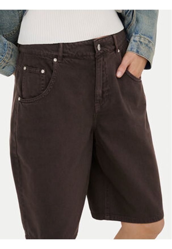 only - ONLY Bermudy Mate 15374734 Brązowy Loose Fit. Kolor: brązowy. Materiał: bawełna