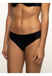 Calvin Klein Underwear Figi klasyczne Liquid Touch 000QF4481E Czarny. Kolor: czarny. Materiał: syntetyk