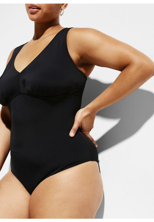 bonprix - Mocno modelujący kostium kąpielowy z dekoltem w serek. Kolor: czarny