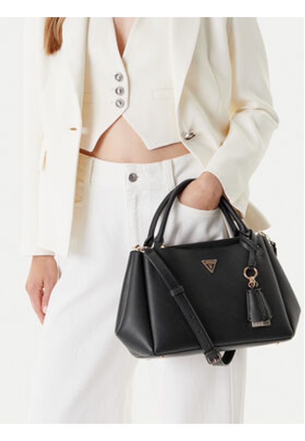 Guess Torebka Talent HWNG96 69060 Czarny. Kolor: czarny. Materiał: skórzane