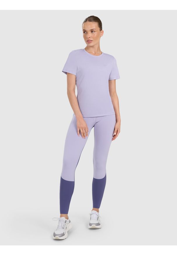 4f - 4F Koszulka treningowa regular szybkoschnąca damska - niebieska S. Kolor: niebieski. Materiał: materiał, włókno, elastan, poliester. Długość rękawa: krótki rękaw. Długość: krótkie. Wzór: gładki, ze splotem. Sport: fitness