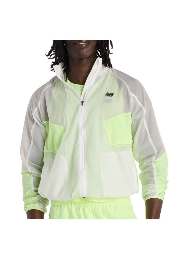 Kurtka męska New Balance MJ61U1I9AFG - biała. Kolor: biały. Materiał: materiał, nylon. Sezon: jesień, wiosna