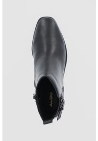 Aldo Botki skórzane damskie kolor czarny na płaskim obcasie. Nosek buta: okrągły. Kolor: czarny. Materiał: skóra. Obcas: na obcasie. Wysokość obcasa: niski